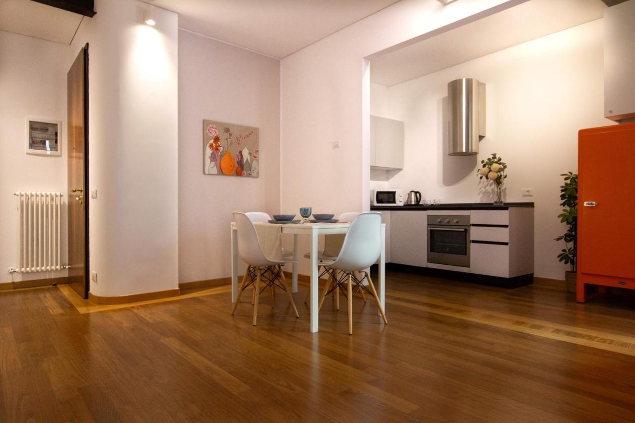 Dolfin Apartment * * * * * Treviso Buitenkant foto